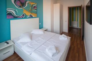Lake Boutique Apartments & Rooms - Mamaia - 2