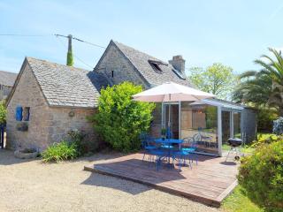 Stone House in Sibiril near Sandy Beach - Sibiril - 0