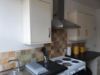 One Bed Apartment With Sofa Bed - Llandudno - 6