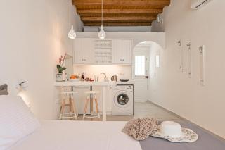 Venetian Suites III - Naxos Chora - 1