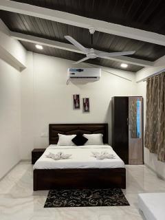The Retreat-Pool Villa 5BHK with Indoor pool and 1200sq feet deck area - 0