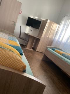 Fam M&H Schönes Zimmer Vermieten in Wangen Im Allgäu - Wangen im Allgäu - 2
