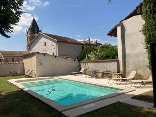 MY BOUTIQUE GUESTHOUSE - Fabulous Suites 10 Min A7 - - Anneyron - 1