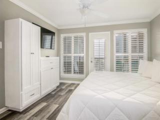 Seascape 2110 Condo - Galveston - 1