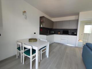 IseoLakeRental - Costa del Sole - Riva di Solto - 2