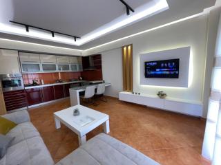 Saranda Central Apartment - 7
