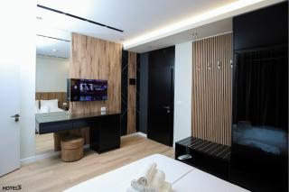 Hotel Three - Vlora - 0