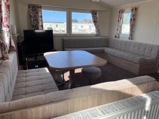 PG173 Golden Palm Resort 6 Berth Caravan With Decking - Chapel Saint Leonards - 7