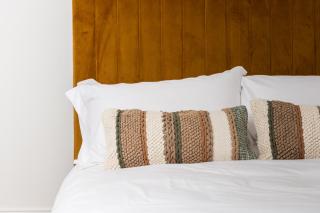 Luxe Design - Heart of Rothbury - Sleeps 8! - 9