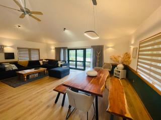 Tikitere Lodge, Rotorua - Rotorua - 0