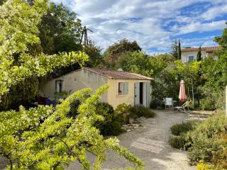 Studio Idéal pour des moments d'exceptions - Cabrières-dʼAvignon - 0