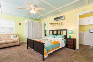 The Keys Bungalow On The Cotee River - Port Richey - 1