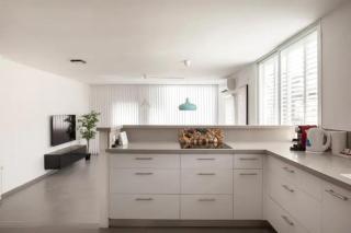 Oַ&O Group-Amazing APT Bat-Yam 3 Min Walk To Beach - Bat Yam - 1