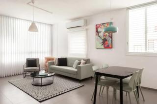 Oַ&O Group-Amazing APT Bat-Yam 3 Min Walk To Beach - Bat Yam - 8