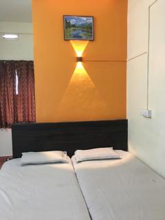 Kvm Tourist Home - Palakkad - 1