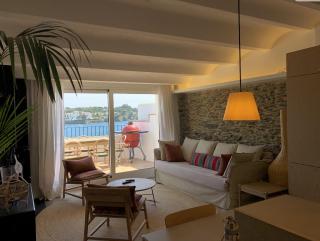 Beachfront Penthouse with Sea Views in CADAQUES - 1