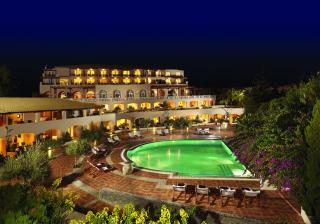 Out Of The Blue Resort & Spa - 3