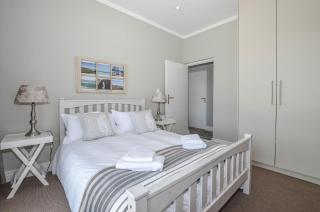 21 Flamingo House - Yzerfontein - 4