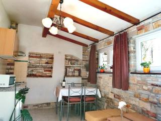 Nice Apartment Montepozzo with Private Garden - Rovinj - 4