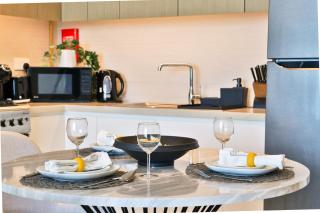 HiGuests - Waterfront Luxe Apt with Bluewaters Island Views - Dubai - 8