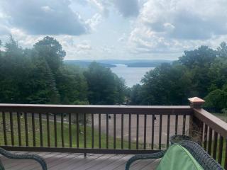Primo Vista! Spectacular views, Dock Slip, Hot Tub - McHenry - 6
