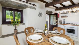 Finest Retreats - Ellen's Cottage - Bury - 3