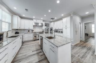 The Flamingo Place - 1