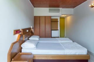 Binji Hotel - Ancient Epidauros - 9