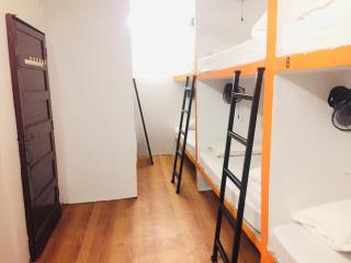 Yogg Hostel - Varanasi - 5