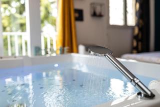 Suite SPAradise - SPA Privé - 6min Disneyland PARIS - Chalifert - 6