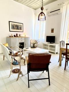 Traditional Stone House in Chandrinos - 9