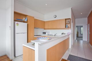 Apartment 35 Pacific Apartments - 6