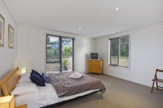 Apartment 35 Pacific Apartments - 4