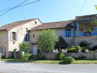 Maison à la campagne avec 2 chambres, Wifi, parking, animaux acceptés - FR-1-616-117 - Saint-Front-la-Rivière - 2
