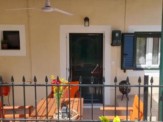 Cozy house in village - Mikros Gialos - 6