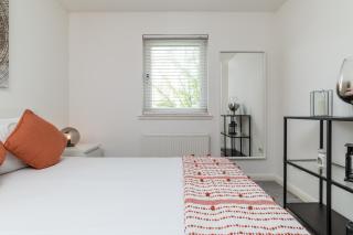 Executive Apartment, Free Parking, West End - 4