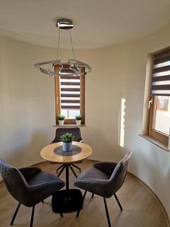 Unique Messe - Airport - 4