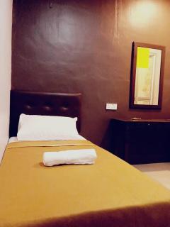 D LAYARAN KUANTAN LPT Exit 833 - 7