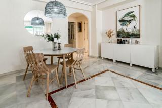 Sensational and Exotic 3-Bedroom Retreat in Nueva Andalucia with a Palm Garden - Marbella - 3
