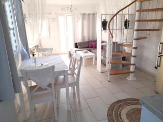 Sea paradise villas - Seaside & private jacuzzi - Oia - 6
