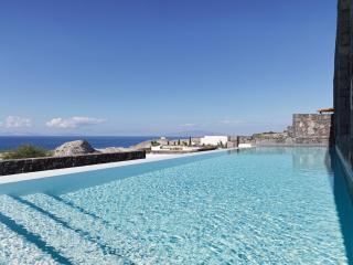 Canaves Epitome - Small Luxury Hotels of the World - 2