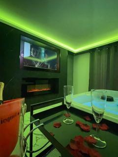 La Casa de Lové Suite Jacuzzi - Melun - 2