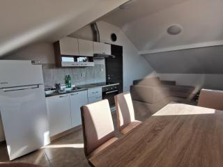 Apartment Porat 2 - 5