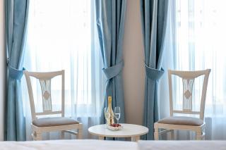 New Era Hotel Old Town Bucharest parking with fee nearby - 1