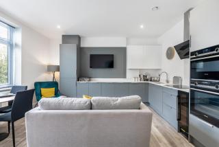 Tailored Stays - Union lane - Chesterton - 3