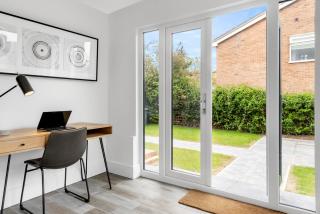 Tailored Stays - Union lane - Chesterton - 2