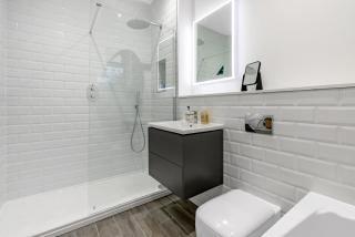 Tailored Stays - Union lane - Chesterton - 1