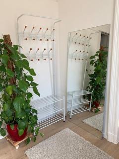 welcome home, best price , fast wlan, Netflix, washing, drying, big tv, space, free parking, 4big rooms 100m2, nice smoking place outside come on, try out and visit us - 1