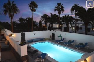 VILLA MAGICA 7 MINUTES WALK TO CENTER WITH POOL AND A/C - Playa Blanca - 7