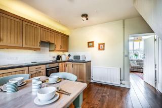 2 Siluria Cottage - 2